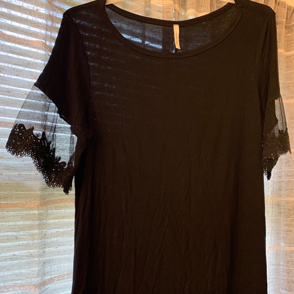 Lace short sleeve t-shirt